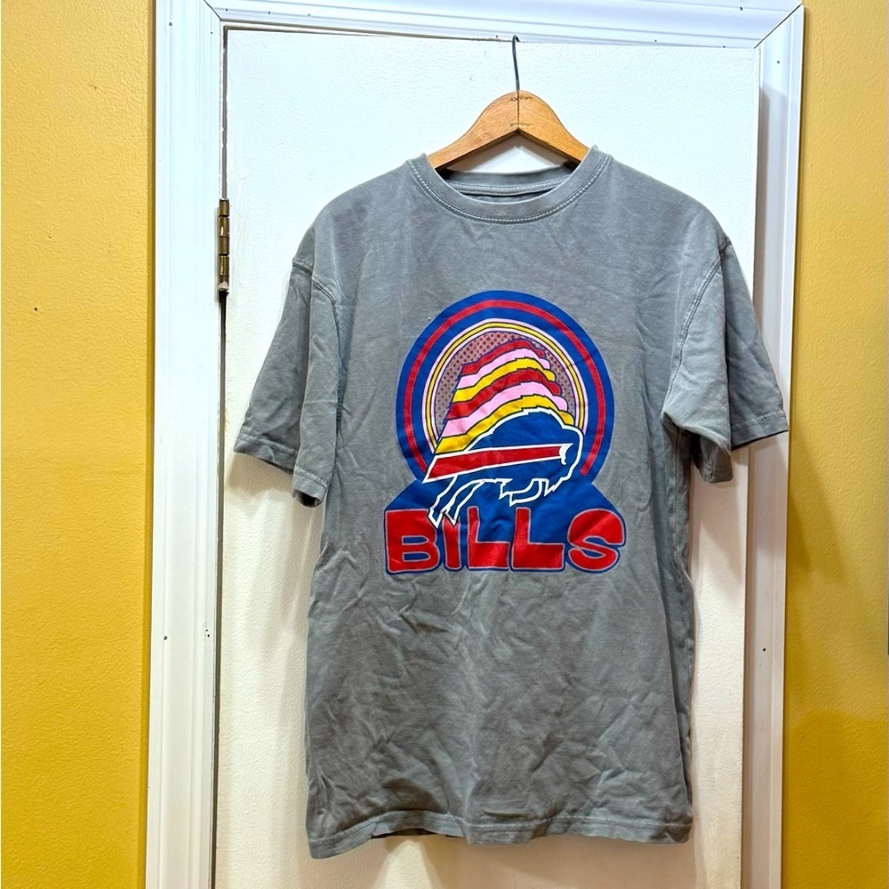 Junk Food Clothing Gray Bills Graphic T-Shirt! EUC